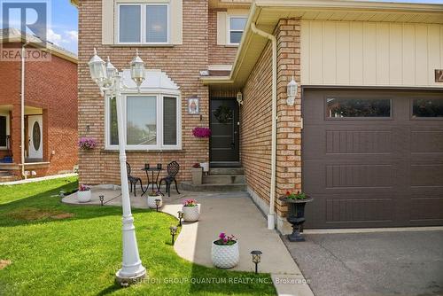 276 Lech Walesa Drive, Mississauga, ON - Outdoor With Exterior