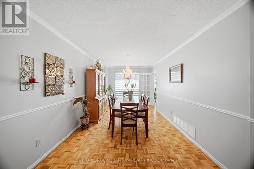 276 Lech Walesa Drive, Mississauga, ON - Indoor Photo Showing Dining Room