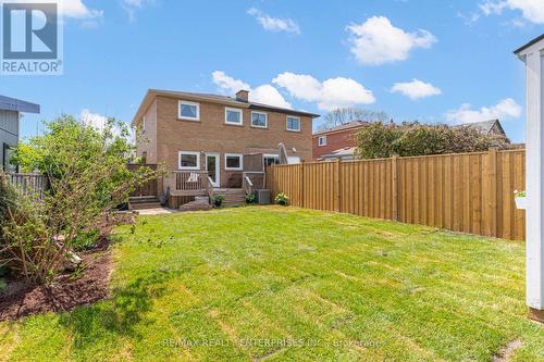 2347 Brookhurst Road, Mississauga, ON - Outdoor