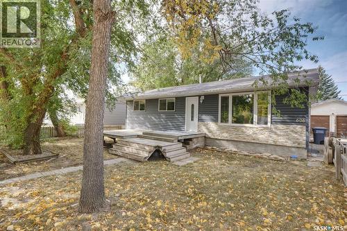 606 6Th Street W, Chaplin, SK - Outdoor