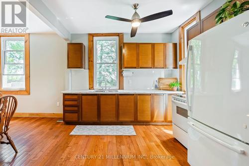 793004 3Rd Line Ehs Line, Mono, ON - Indoor Photo Showing Kitchen