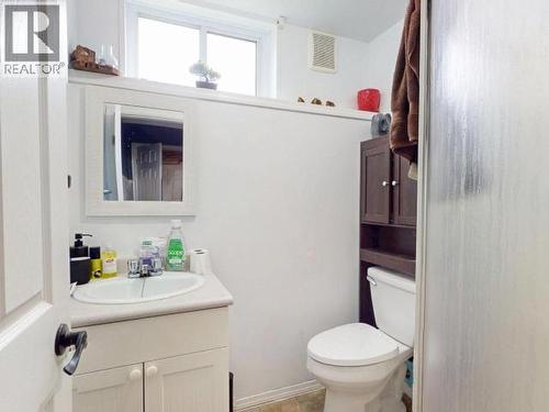 6957 Crofton Street, Powell River, BC 