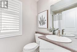 2nd 4-pc bathroom with bathtub. - 