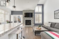 Sun drenched open concept living. - 