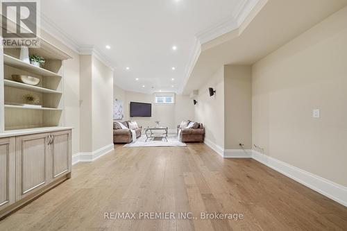 35 Normandale Crescent, Toronto, ON - Indoor Photo Showing Other Room