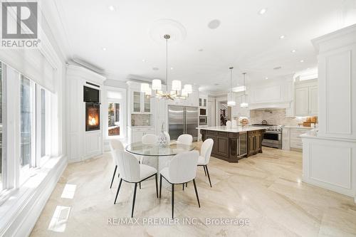 35 Normandale Crescent, Toronto, ON - Indoor Photo Showing Kitchen With Upgraded Kitchen