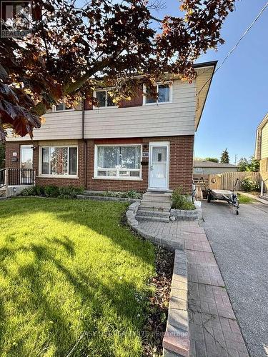 138 TAUNTON ROAD W  Oshawa, ON L1G 3T3