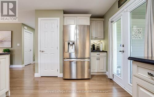 41 Cortland Way, Brighton, ON - Indoor Photo Showing Kitchen With Double Sink