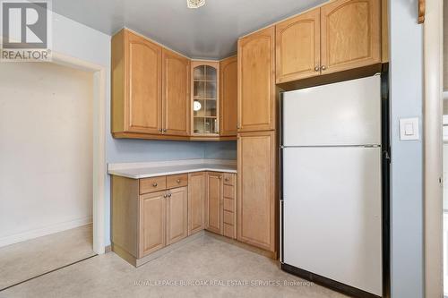 337 St. Paul Street, Burlington, ON - Indoor Photo Showing Kitchen