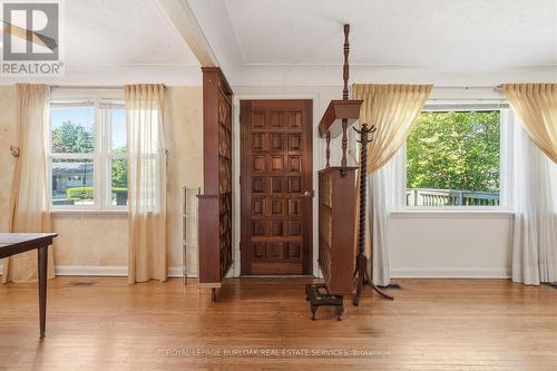 337 St. Paul Street, Burlington, ON - Indoor Photo Showing Other Room