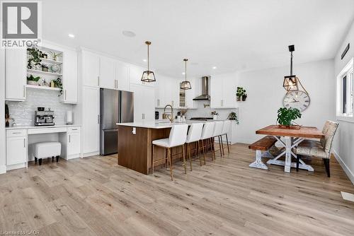 4286 Victoria Avenue, Vineland Station, ON - Indoor