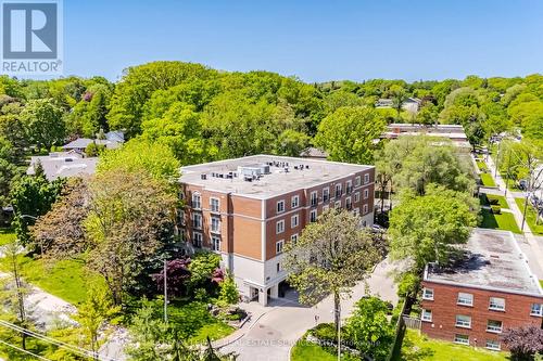 Ph403 - 30 Anglesey Boulevard, Toronto, ON - Outdoor