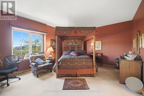 Ph403 - 30 Anglesey Boulevard, Toronto, ON - Indoor Photo Showing Bedroom