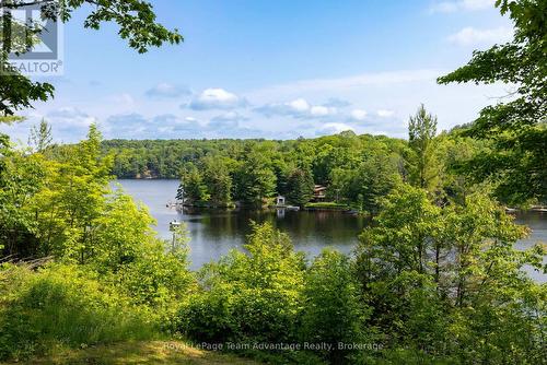 25 Limbert Lane N, Mcdougall, ON 