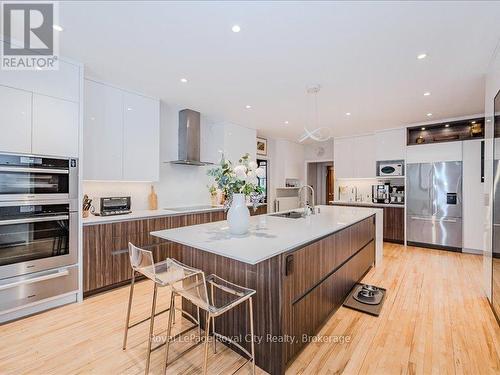 80 London Road W, Guelph (Exhibition Park), ON - Indoor Photo Showing Kitchen With Upgraded Kitchen