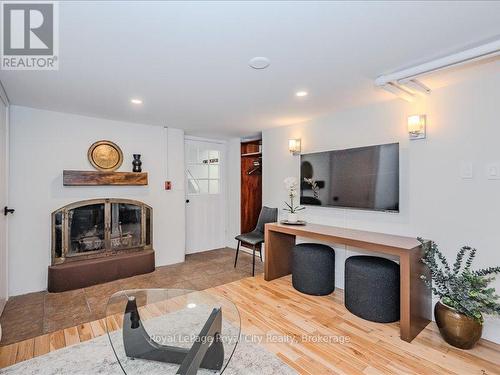 80 London Road W, Guelph (Exhibition Park), ON - Indoor Photo Showing Living Room With Fireplace