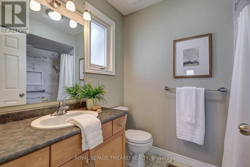 19 ORIOLE LANE, ST. THOMAS - ENSUITE - 19 Oriole Lane, St. Thomas, ON - Indoor Photo Showing Bathroom