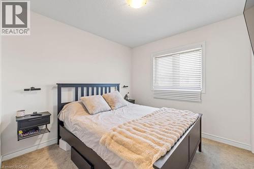 40 Radison Lane, Hamilton, ON - Indoor Photo Showing Bedroom