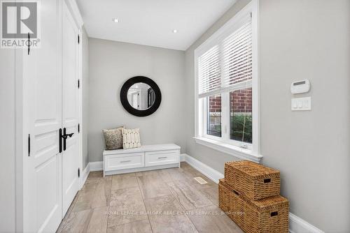 2470 Applewood Drive, Oakville, ON - Indoor Photo Showing Other Room