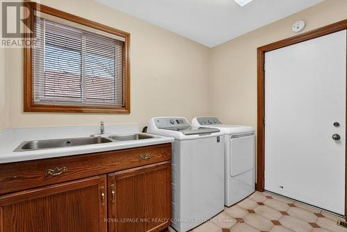 36 Chancery Circle, St. Catharines (Vine/Linwell), ON - Indoor Photo Showing Laundry Room