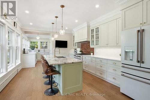 50 Hillcrest Avenue, St. Catharines (Old Glenridge), ON - Indoor Photo Showing Kitchen With Upgraded Kitchen