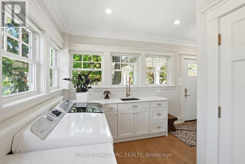 50 Hillcrest Avenue, St. Catharines (Old Glenridge), ON - Indoor Photo Showing Laundry Room