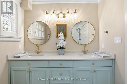 50 Hillcrest Avenue, St. Catharines (Old Glenridge), ON - Indoor Photo Showing Bathroom