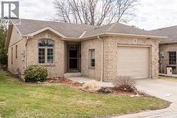 8 MCINTOSH AVENUE Chatham, ON N7M 6M1