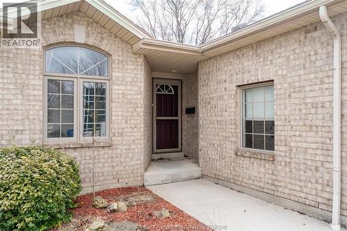 8 Mcintosh Avenue, Chatham, ON - Outdoor With Exterior