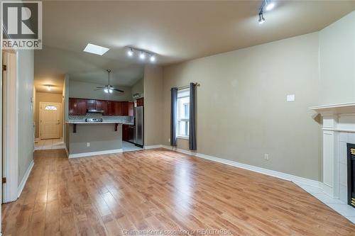 8 Mcintosh Avenue, Chatham, ON - Indoor With Fireplace