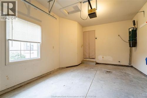 8 Mcintosh Avenue, Chatham, ON - Indoor
