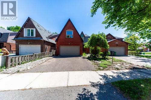3 ARON DRIVE  Brampton, ON L6Y 2S3