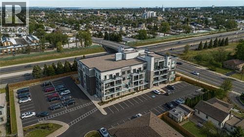 AI generated to clear snow - 120 Springvalley Crescent Unit# 104, Hamilton, ON 