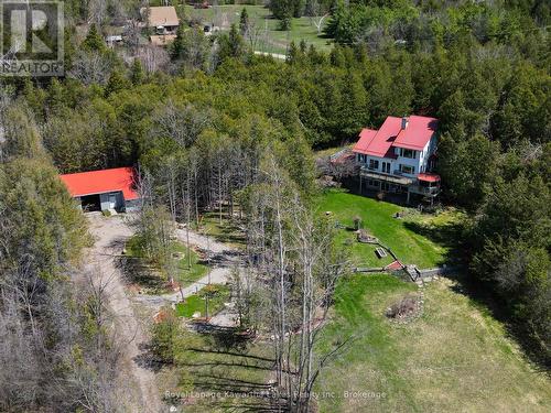 Lots of grounds - 153 Pleasant Point Road, Kawartha Lakes (Fenelon), ON - Outdoor With View