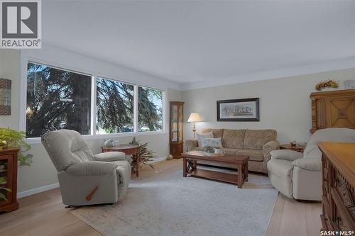 814 Arlington Avenue, Saskatoon, SK 