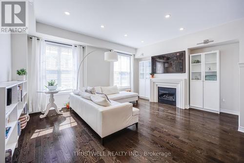 76 Donald Buttress Boulevard W, Markham, ON 