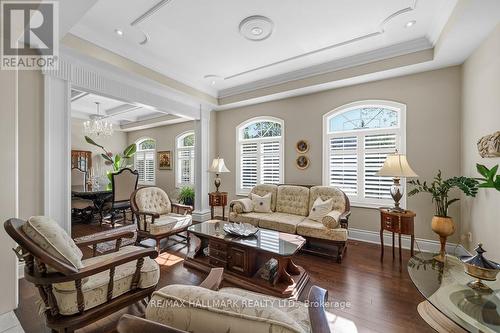 321 Grand Vellore Crescent, Vaughan, ON 