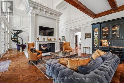105 King Hills Lane, King, ON - Indoor Photo Showing Living Room With Fireplace