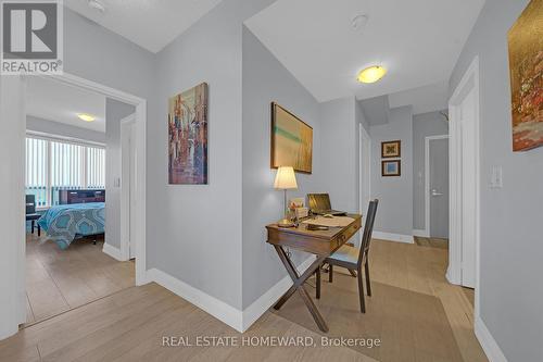 1525 - 7161 Yonge Street, Markham, ON 