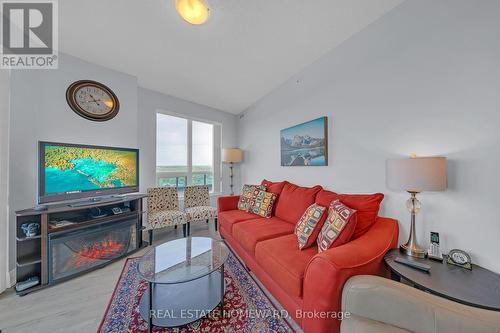1525 - 7161 Yonge Street, Markham, ON 