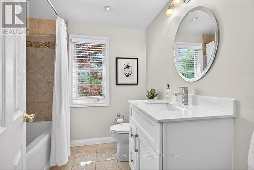 1398 Baldwin Street, Burlington, ON - Indoor Photo Showing Bathroom