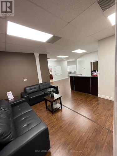 411 - 9140 Leslie Street, Richmond Hill, ON 