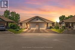 17 HANOVER COURT Belleville (Thurlow Ward), ON K8N 4Z5