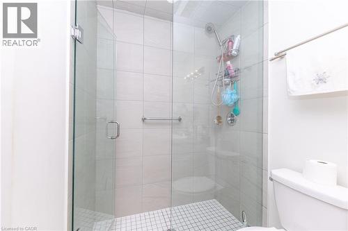 16 Concord Place Unit# 209, Grimsby, ON - Indoor Photo Showing Bathroom