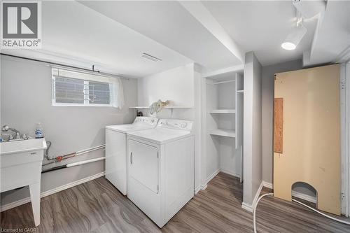 22 Agnes Street, Hamilton, ON - Indoor Photo Showing Laundry Room