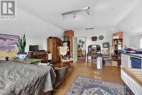 1351 Flos Rd 11 E, Springwater, ON - Indoor