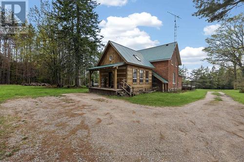1351 Flos Rd 11 E, Springwater, ON - Outdoor