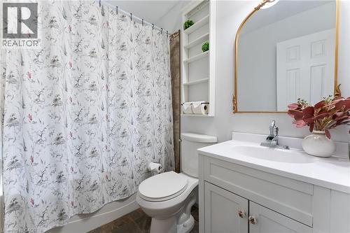 544 Mary Street, Hamilton, ON - Indoor Photo Showing Bathroom