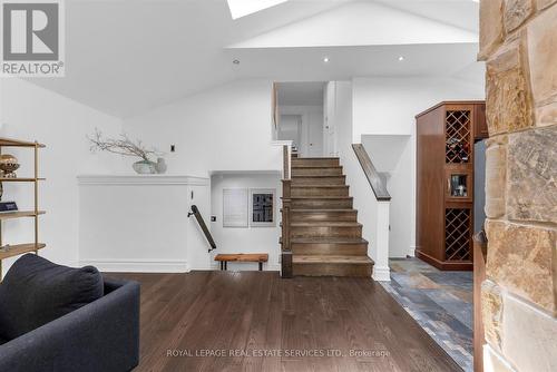 4163 Lakeshore Road, Burlington, ON - Indoor Photo Showing Other Room
