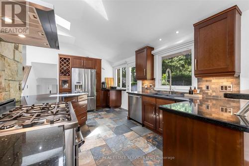 4163 Lakeshore Road, Burlington, ON - Indoor Photo Showing Kitchen With Stainless Steel Kitchen With Double Sink With Upgraded Kitchen